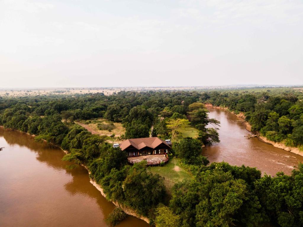 Royal Mara Safari Lodge image 5